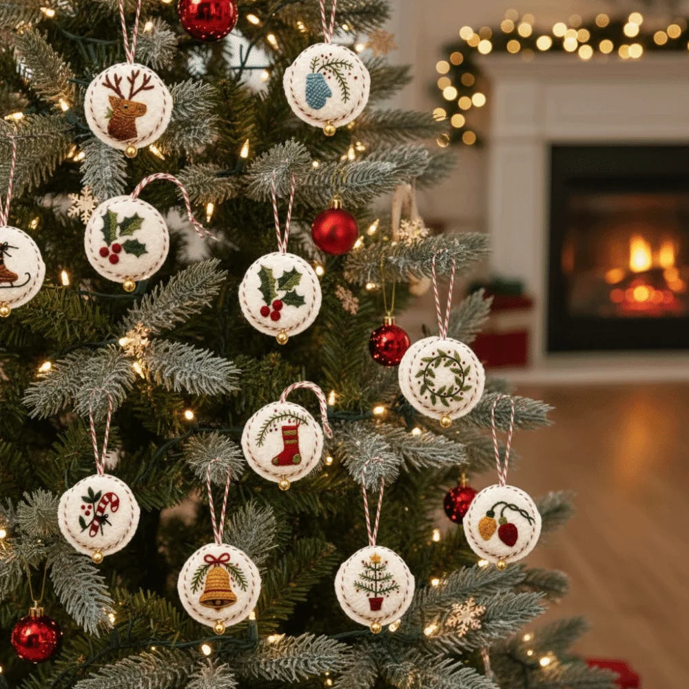 Round DIY Felt Embroidered Christmas Ornament Kit Beginner-friendly Pre-cut Felt Christmas Embroidery Craft Kit with Guidance